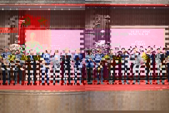 Công bố quyết định công tác cán bộ và gặp mặt các đồng chí được điều động, luân chuyển