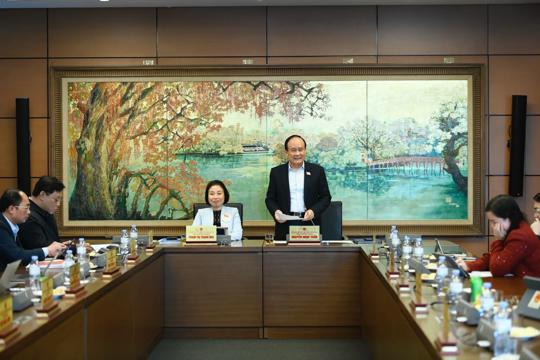 Quốc hội thảo luận về Dự án Luật Trí tuệ nhân tạo