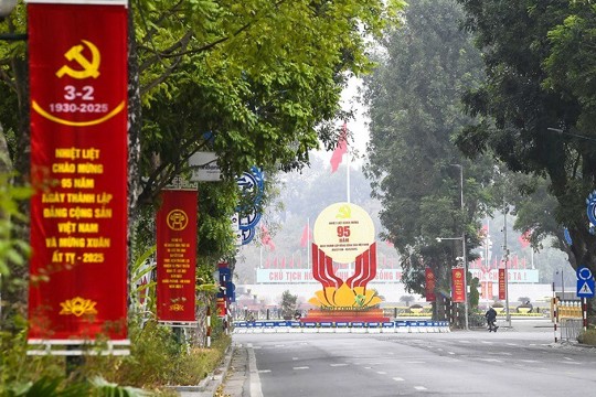 Đẩy mạnh tuyên truyền về Đại hội Đảng bộ các cấp