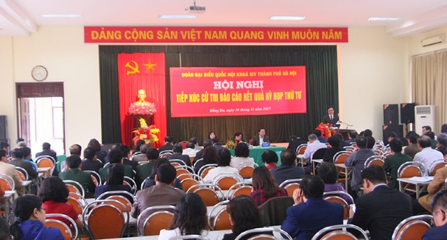 Chủ tịch HĐND TP Nguyễn Thị Bích Ngọc tiếp xúc cử tri quận Đống Đa