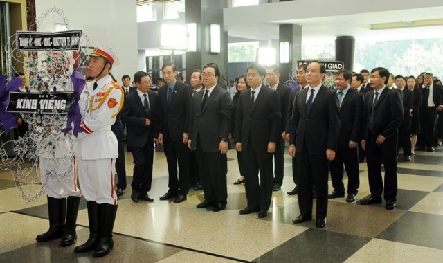 Lãnh đạo TP Hà Nội viếng nguyên Thủ tướng Phan Văn Khải