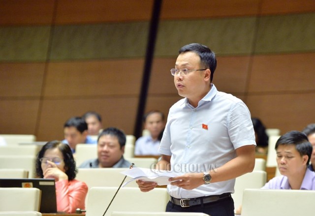 Đại biểu Phạm Quang Thanh phát biểu thảo luận về dự án Luật Cạnh tranh (sửa đổi)