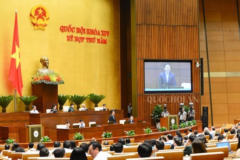 Quốc hội chất vấn Phó Thủ tướng Vương Đình Huệ 