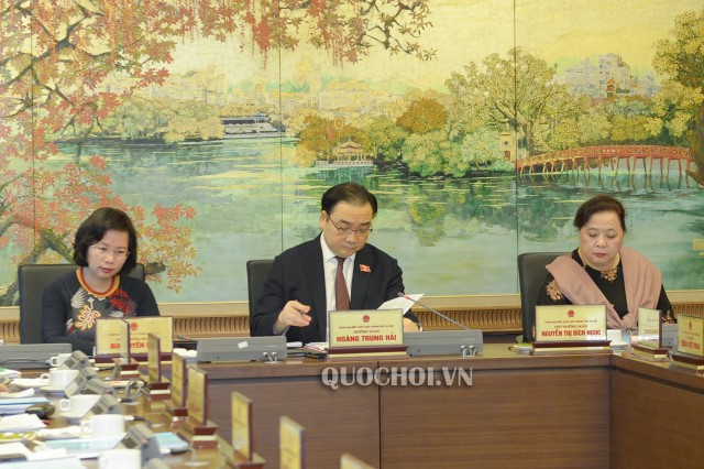 Đoàn đại biểu Quốc hội TP Hà Nội thảo luận ở Tổ về Kinh tế xã hội và Ngân sách Nhà nước 