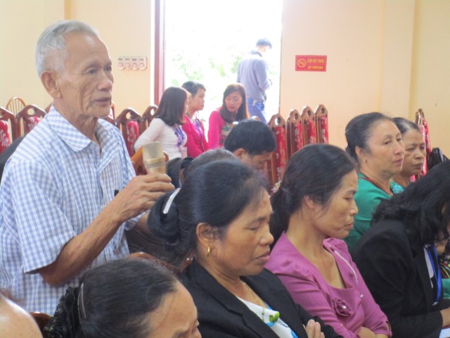 Tổ Đại biểu HĐND thành phố Hà Nội tiếp xúc cử tri Ba Vì