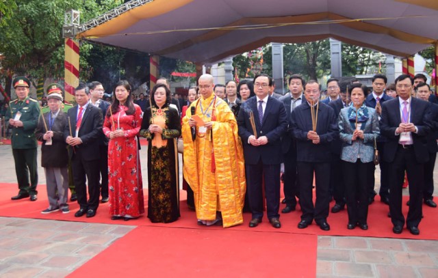 Phó Chủ tịch HĐND Thành phố Phùng Thị Hồng Hà dự lễ Kỷ niệm 1.979 năm khởi nghĩa Hai Bà Trưng