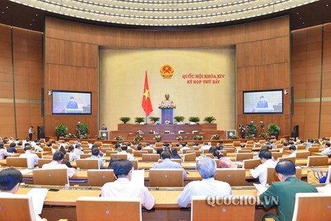 Quốc hội thảo luận ở hội trường về một số nội dung còn ý kiến khác nhau của dự án Luật Quản lý thuế (sửa đổi)