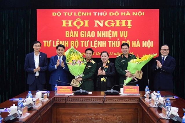 Chuyển sinh hoạt Đoàn đại biểu Quốc hội đối với đại biểu Nguyễn Doãn Anh và Nguyễn Hồng Thái