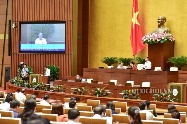 Đại biểu Nguyễn Anh Trí phát biểu về dự kiến chương trình giám sát của Quốc hội năm 2020 