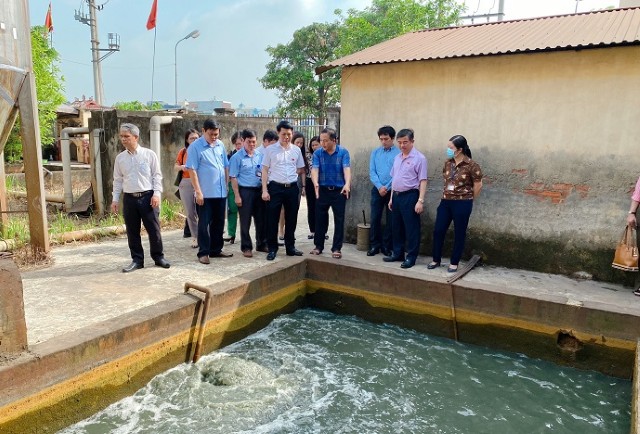 Ban Đô thị: Giám sát việc xử lý nước thải tại khu, cụm công nghiệp trên địa bàn huyện Thạch Thất