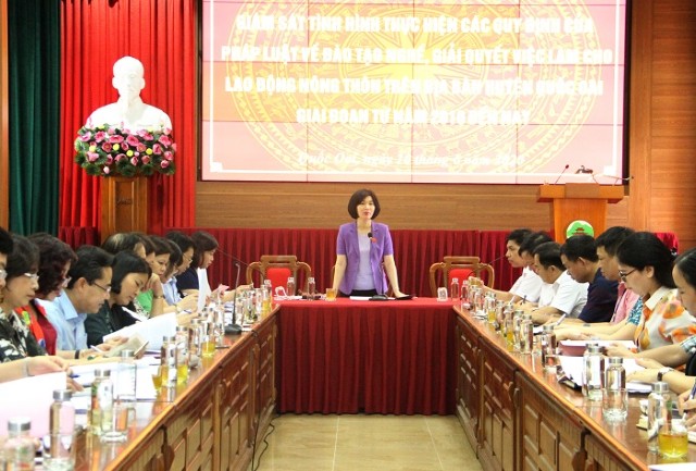 HĐND TP Hà Nội giám sát công tác đào tạo nghề cho lao động nông thôn tại huyện Ba Vì, Quốc Oai 