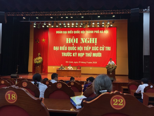 Đại biểu Quốc hội thành phố Hà Nội tiếp xúc cử tri huyện Mê Linh, Sóc Sơn trước kỳ họp thứ Mười, Quốc hội khóa XIV. 