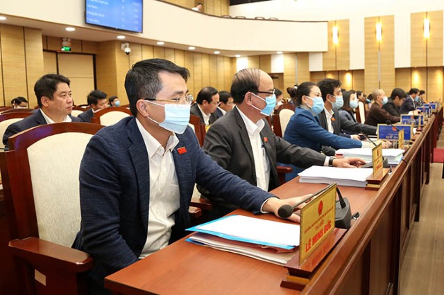 Thông qua Nghị quyết về phương hướng kế hoạch phát triển KTXH TP giai đoạn 2021-2025 và Nghị quyết về định hướng khung Kế hoạch đầu tư công trung hạn cấp TP