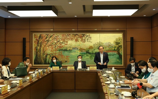 Đại biểu Quốc hội thành phố Hà Nội đề xuất giải pháp ứng phó kịp thời để nhanh chóng phục hồi sản xuất