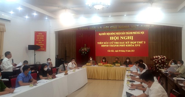 Đại biểu HĐND Thành phố tiếp xúc cử tri tại quận Cầu Giấy 