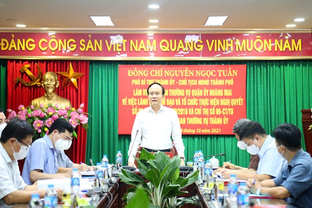 Phó Bí thư Thành ủy, Chủ tịch HĐND TP Nguyễn Ngọc Tuấn: Hoàng Mai cần đẩy mạnh tuyên truyền về GPMB, cấp giấy chứng nhận quyền sử dụng đất