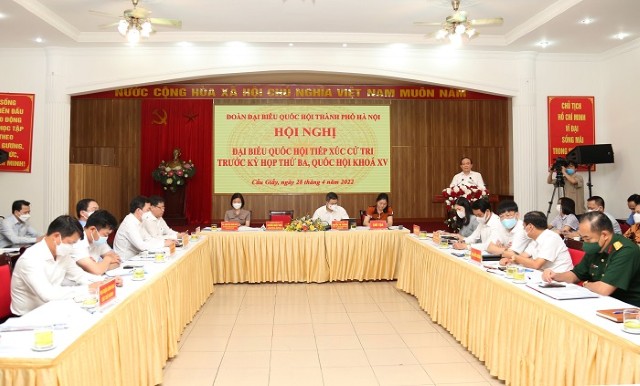 Phó Trưởng đoàn ĐBQH TP Hà Nội Nguyễn Ngọc Tuấn tiếp xúc cử tri quận Nam Từ Liêm, Cầu Giấy, Thanh Xuân