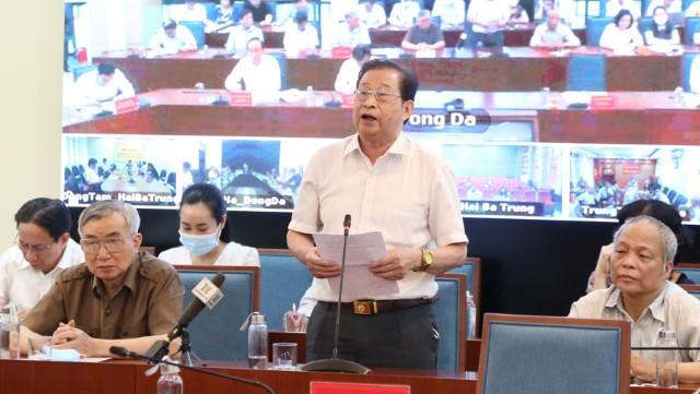 Hoàn thiện pháp luật để phát triển bền vững