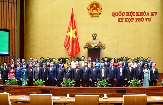 Quốc hội thảo luận về phát triển kinh tế-xã hội năm 2022, kế hoạch năm 2023