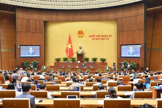 Quốc hội chất vấn nhóm vấn đề thuộc lĩnh vực Thông tin và Truyền thông