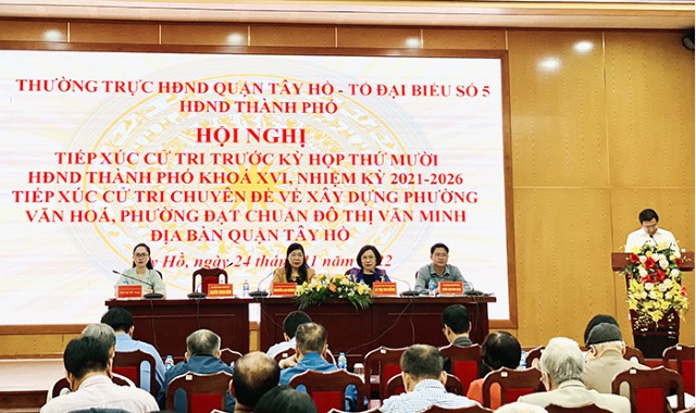 Đại biểu HĐND Thành phố tiếp xúc cử tri quận Tây Hồ