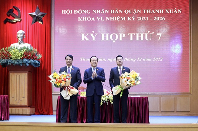 Đồng chí Nguyễn Minh Tiến được bầu giữ chức vụ Chủ tịch HĐND quận Thanh Xuân