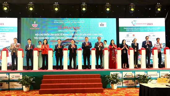 Khai mạc hội chợ triển lãm quốc tế về công nghiệp hàng không - Hà Nội 2023