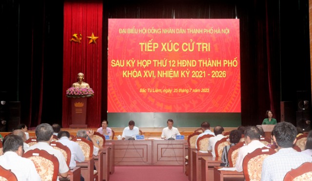 Đại biểu HĐND thành phố Hà Nội tiếp xúc cử tri quận Bắc Từ Liêm 