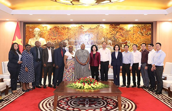 Phó Chủ tịch Thường trực HĐND TP Hà Nội tiếp đoàn cơ quan lập pháp tỉnh Gauteng, Nam Phi