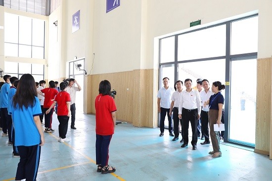 Thường trực HĐND thành phố Hà Nội khảo sát tại quận Hoàng Mai về công tác giáo dục đào tạo