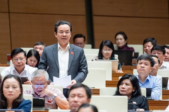 Quốc hội thảo luận dự thảo Luật Kinh doanh bất động sản (sửa đổi) 