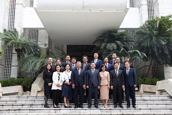 Phó Chủ tịch HĐND thành phố Hà Nội Phạm Quí Tiên tiếp Đoàn đại biểu Hội Nghị sĩ hữu nghị Nhật Bản - Việt Nam tỉnh Osaka