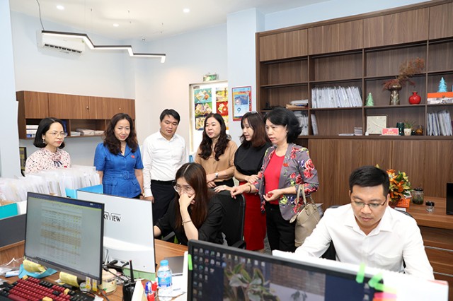 Ban Pháp chế HĐND Thành phố giám sát hoạt động quản lý Nhà nước đối với tổ chức hành nghề luật sư, tổ chức đấu giá