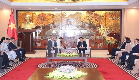 Phó Chủ tịch HĐND Thành phố Phạm Quí Tiên tiếp đoàn đại biểu HĐND các tỉnh, thành phố Mông Cổ