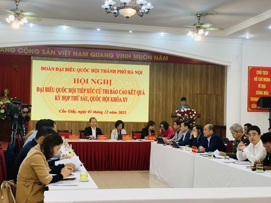 Đại biểu Quốc hội thành phố Hà Nội tiếp xúc cử tri các quận Cầu Giấy, Nam Từ Liêm, Thanh Xuân, Tây Hồ, Bắc Từ Liêm và huyện Hoài Đức