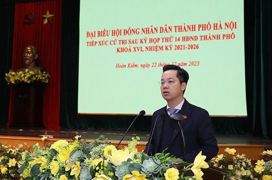 Chủ tịch HĐND thành phố Hà Nội Nguyễn Ngọc Tuấn tiếp xúc cử tri quận Hoàn Kiếm