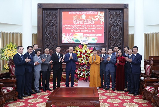 Chủ tịch Hội đồng nhân dân Thành phố Nguyễn Ngọc Tuấn chúc Tết Học viện Phật giáo Việt Nam tại Hà Nội 