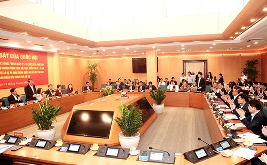 Quốc hội giám sát việc thực hiện nghị quyết tại thành phố Hà Nội