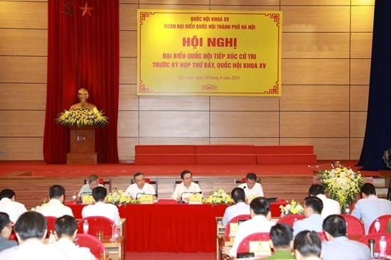 Đại biểu Quốc hội thành phố Hà Nội tiếp xúc cử tri huyện Sóc Sơn