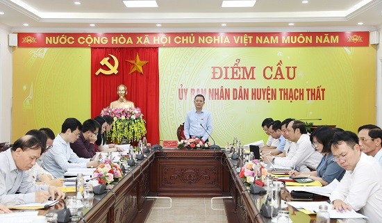 Giám sát việc thực hiện kỷ luật, kỷ cương, trách nhiệm trong thực thi công vụ tại huyện Thạch Thất