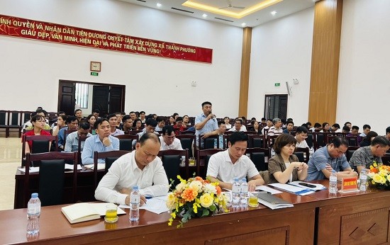 Đại biểu Quốc hội thành phố Hà Nội tiếp xúc cử tri huyện Đông Anh