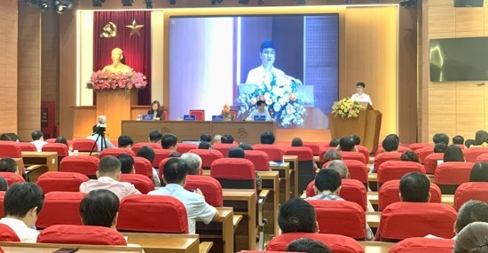 Đại biểu Quốc hội Thành phố tiếp xúc cử tri huyện Gia Lâm, quận Hoàng Mai