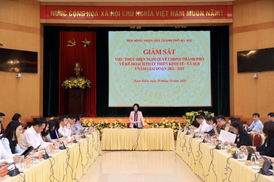 Giám sát kết quả thực hiện các chỉ tiêu phát triển kinh tế - xã hội 5 năm tại quận Hoàn Kiếm