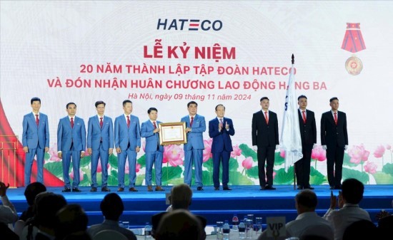 Tập đoàn Hateco nhận Huân chương Lao động hạng Ba