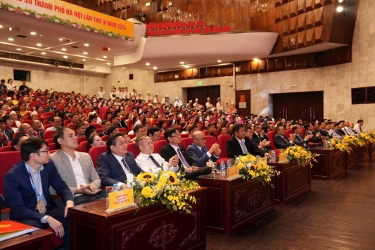 Đoàn kết, cùng nhau xây dựng quê hương giàu đẹp, Thủ đô văn hiến - văn minh - hiện đại