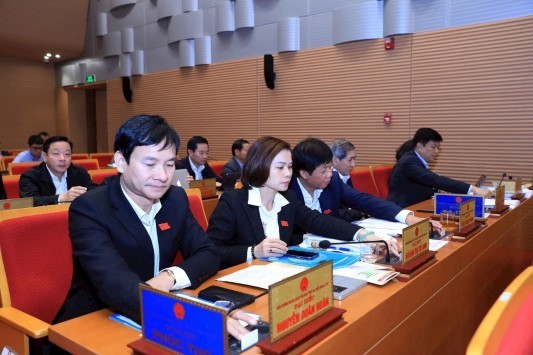 Hà Nội thông qua kinh phí chi thu nhập tăng thêm cho cán bộ, công chức, viên chức đơn vị được ngân sách nhà nước bảo đảm toàn bộ chi thường xuyên