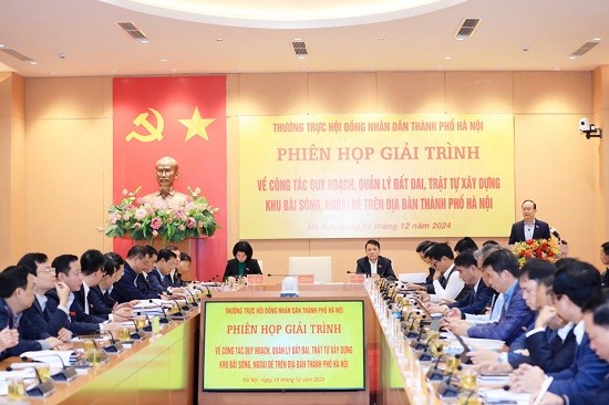 Thường trực HĐND thành phố Hà Nội tổ chức phiên họp giải trình về quy hoạch, quản lý đất đai, trật tự xây dựng khu vực bãi sông