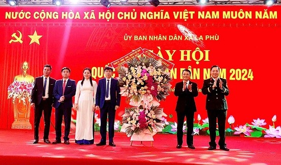 Phó Chủ tịch HĐND Thành phố Phạm Quí Tiên dự Ngày hội Quốc phòng toàn dân tại huyện Hoài Đức