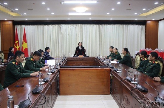 Đoàn Đại biểu Quốc hội thành phố Hà Nội thăm, chúc tết cán bộ, chiến sĩ lực lượng vũ trang Thủ đô 