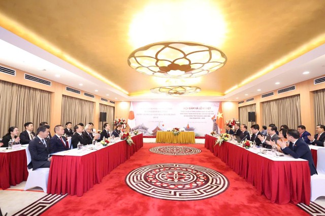 HĐND thành phố Hà Nội ký kết tăng cường hợp tác với Hội đồng tỉnh Fukuoka (Nhật Bản)